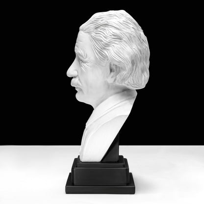 Albert Einstein