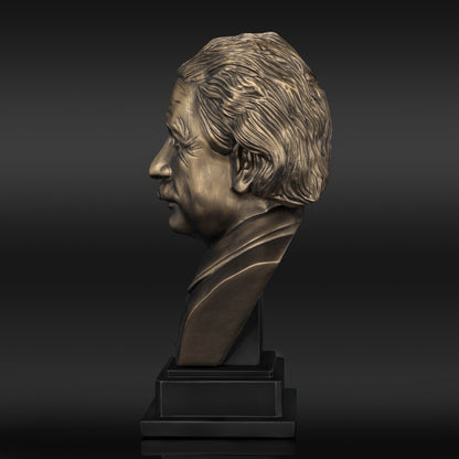 Albert Einstein
